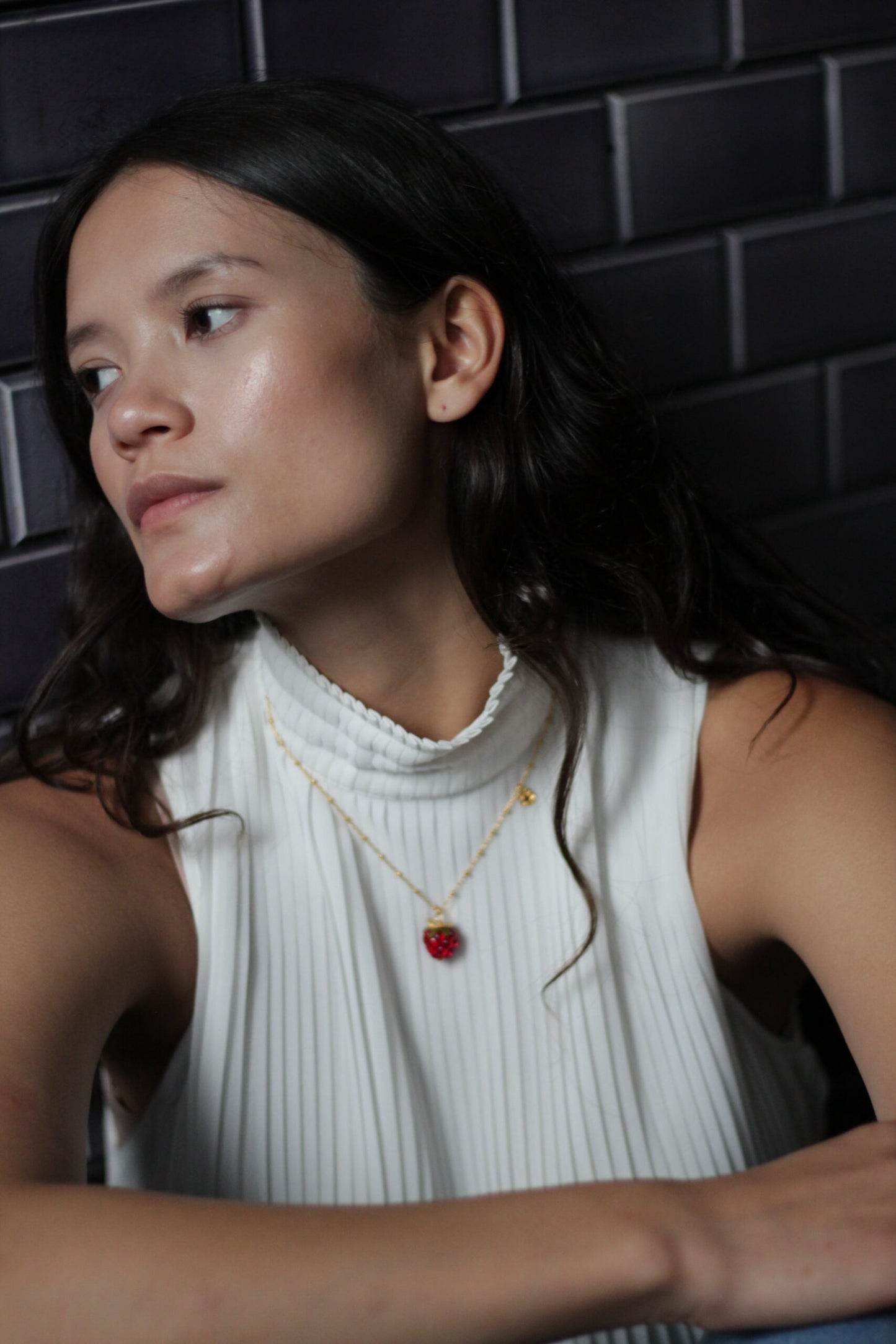10 DECOART Romeo and Julia Raspberry Pendant