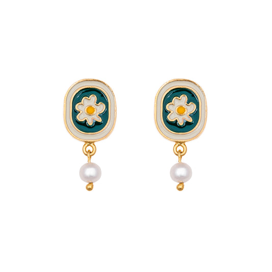 10 DECOART Camomile Flower Earrings